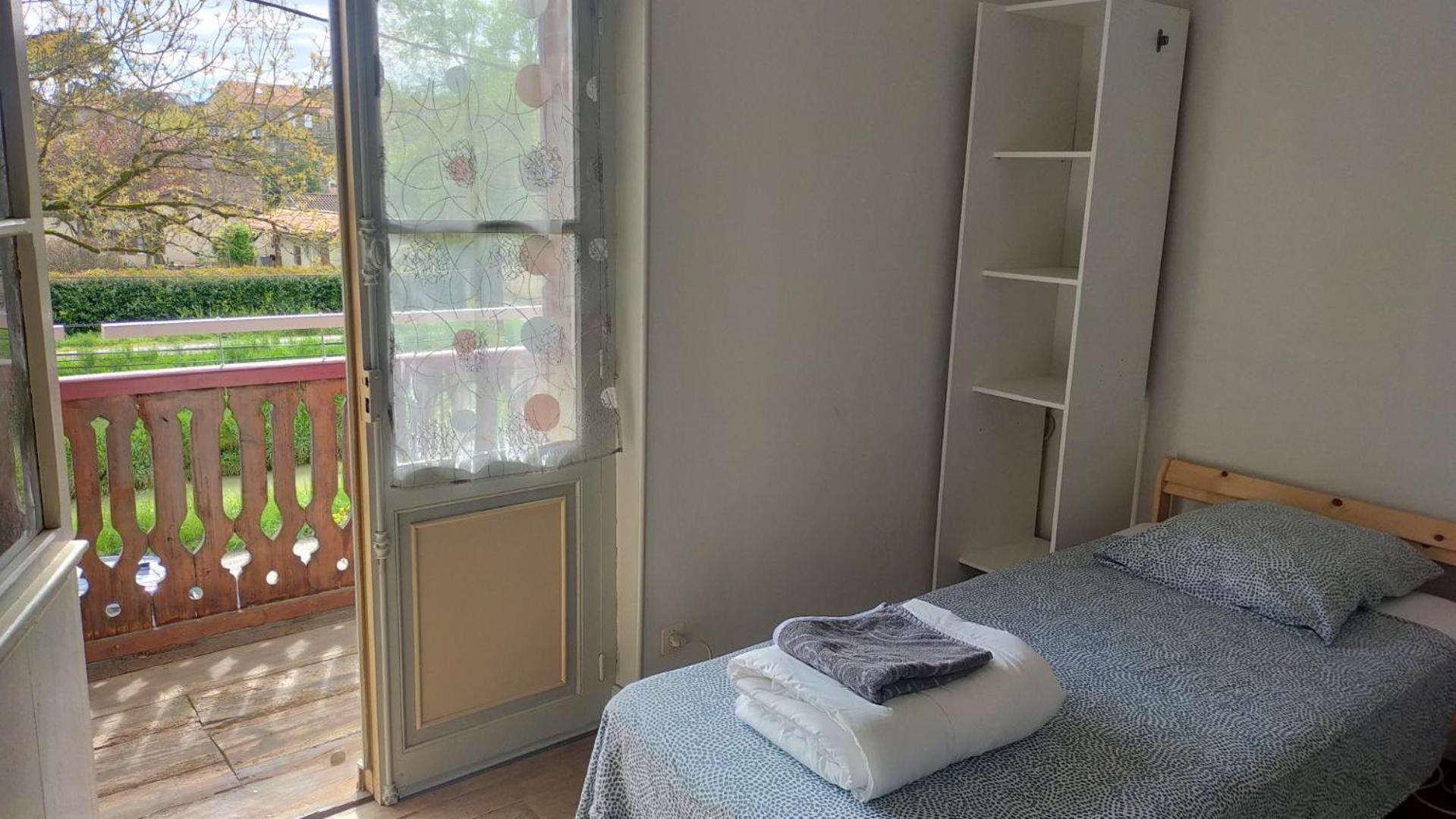 L'Etape Du Canal - Pelerins, Randonneurs, Vacanciers Condom Kültér fotó